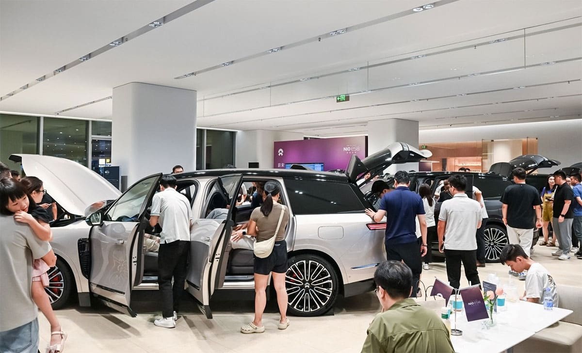 Nio shares hit nearly 1-year high in Hong Kong as optimism over 3rd-gen ES8 continues