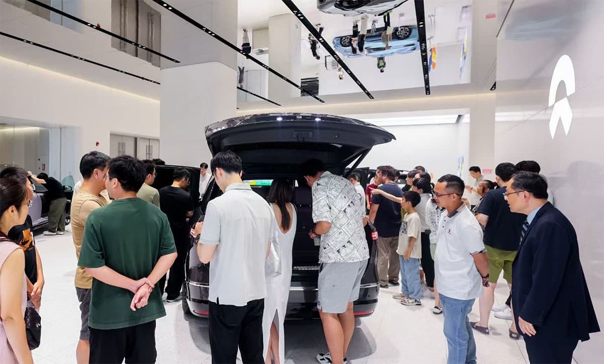 Nio shares hit nearly 1-year high in Hong Kong as optimism over 3rd-gen ES8 continues