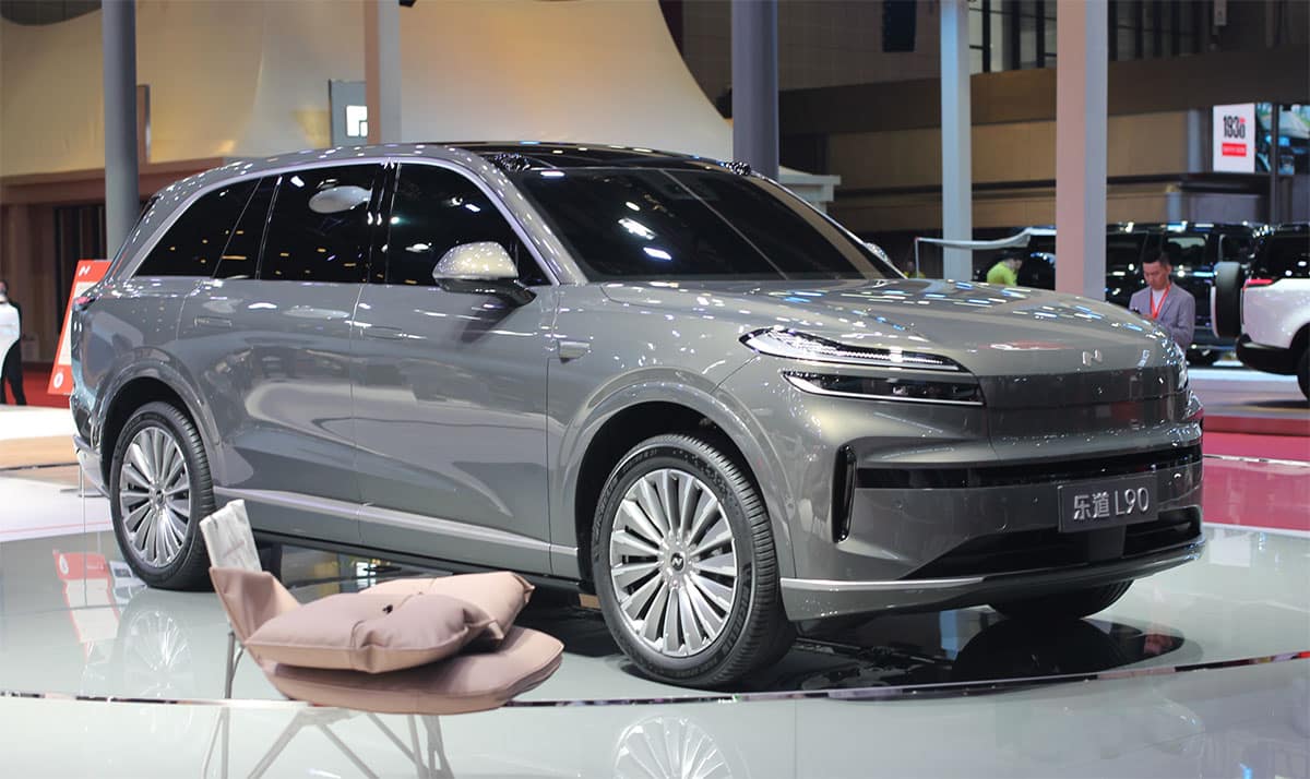 Onvo L90 7-seater show cars arriving at stores as deliveries due in about 1 month