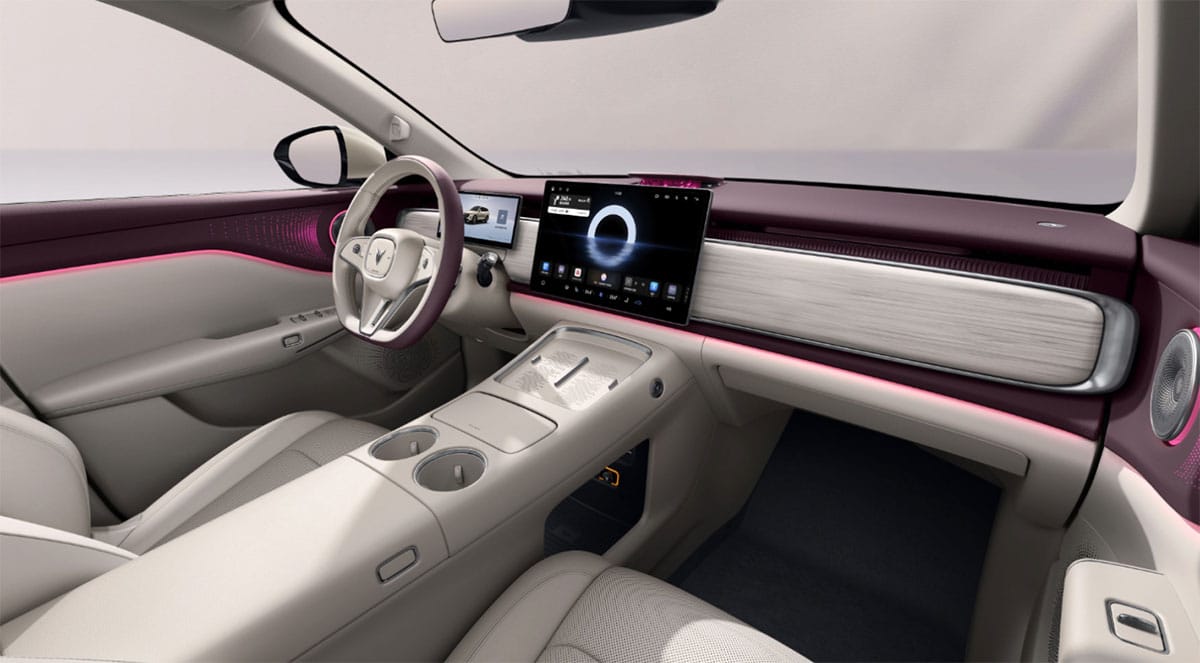 Voyah launches updated Zhiyin SUV starting at ,450