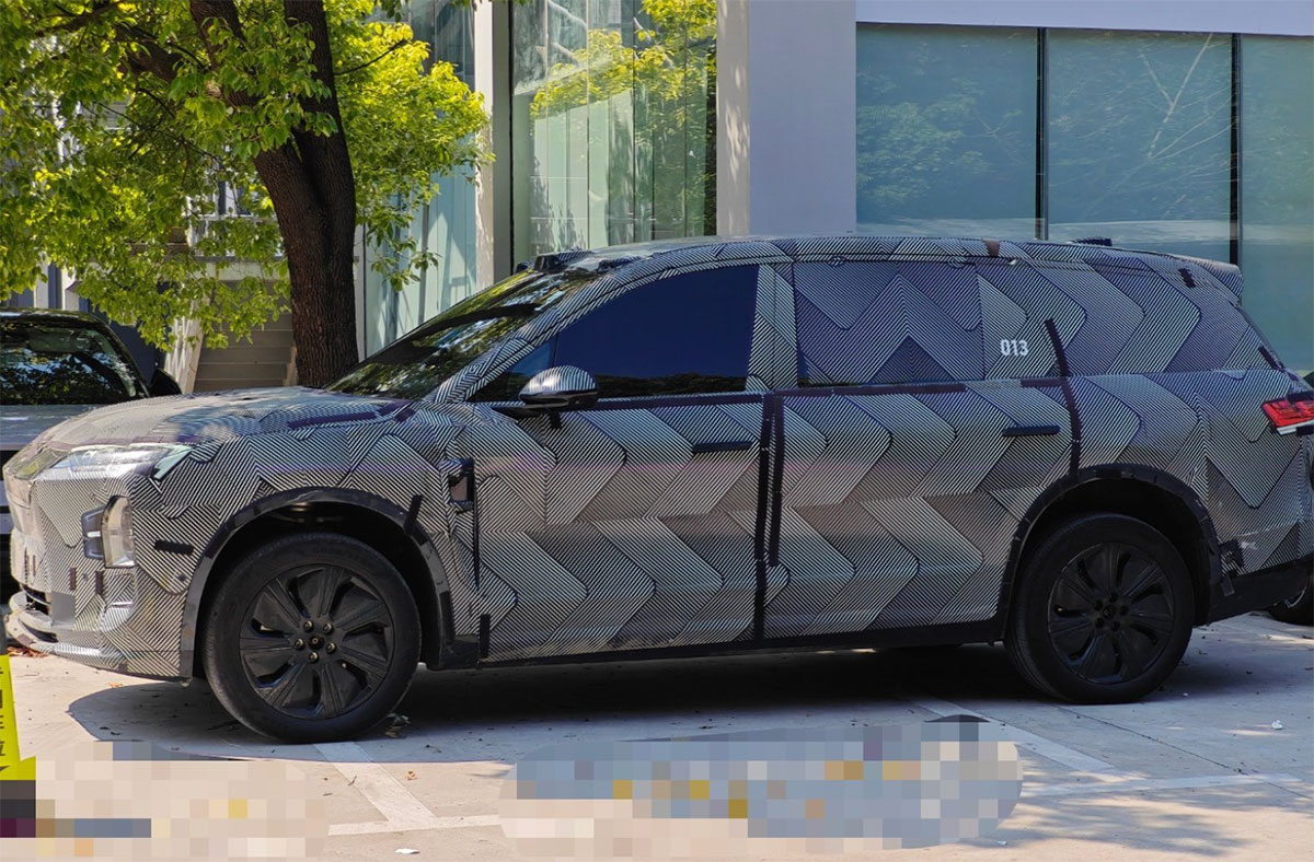 Spy shots: Nio ES9 spotted for 1st time