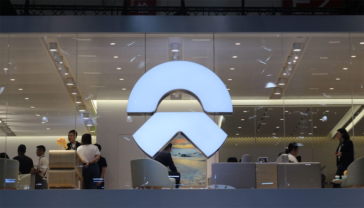 Nio completes share offering, raising .16 billion