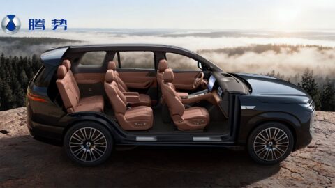 BYD Denza to begin pre-sales of N8L SUV on Sept 26, shares interior glimpse