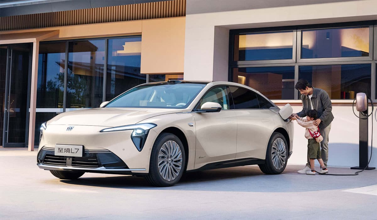 Buick launches Electra L7 extended-range sedan in China, starting at ,820