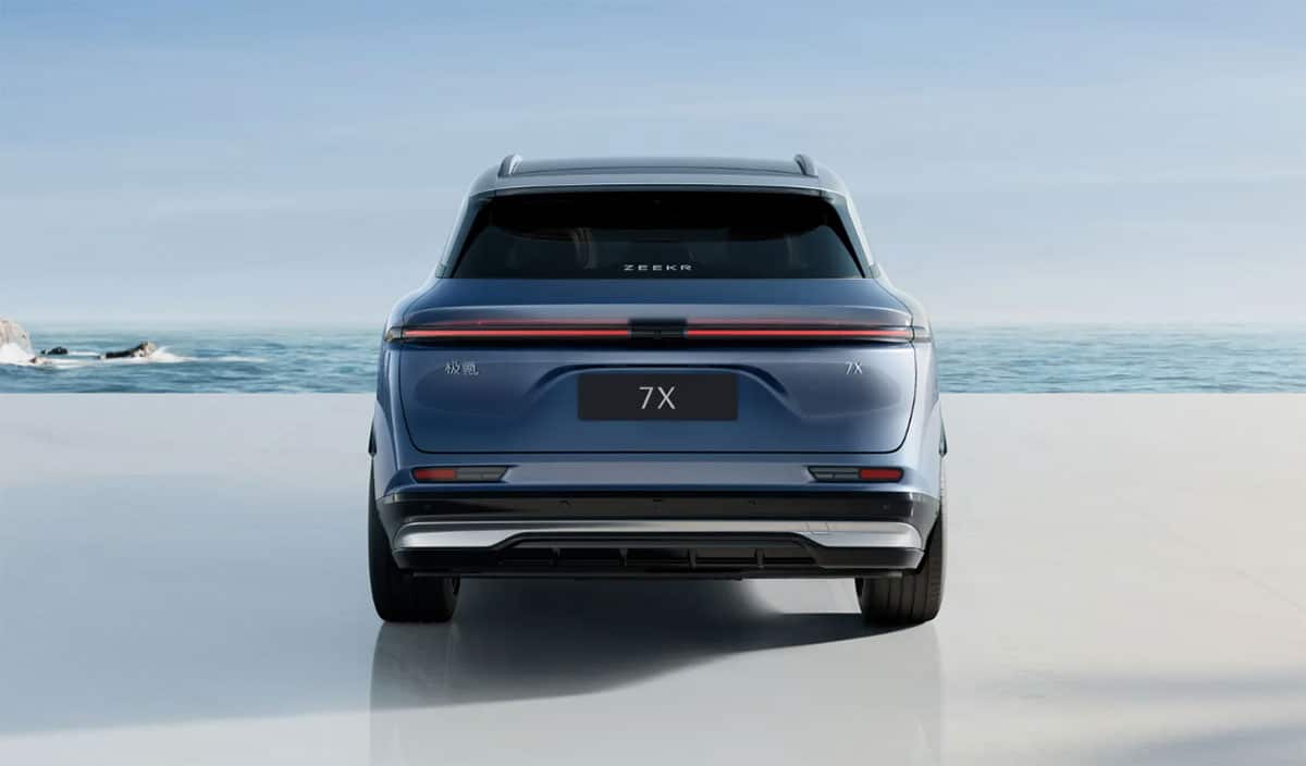 Zeekr launches updated 7X SUV: Built on 900-volt architecture, charges from 10% to 80% in 10 minutes