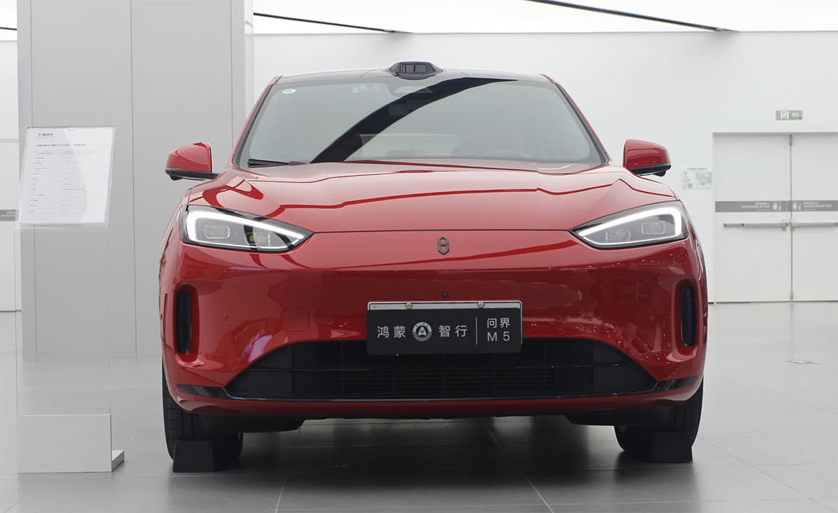 Seres raises .8 billion in Hong Kong offering, trading to start Nov 5