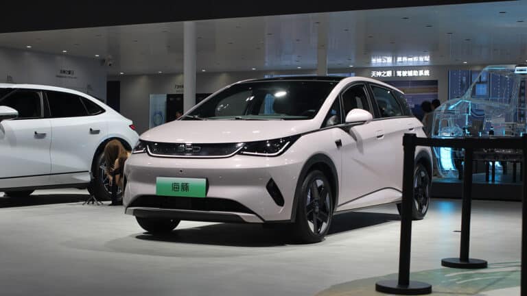 BYD leads global BEV market with 15.4% share in Q3, followed by Tesla at 13.4%