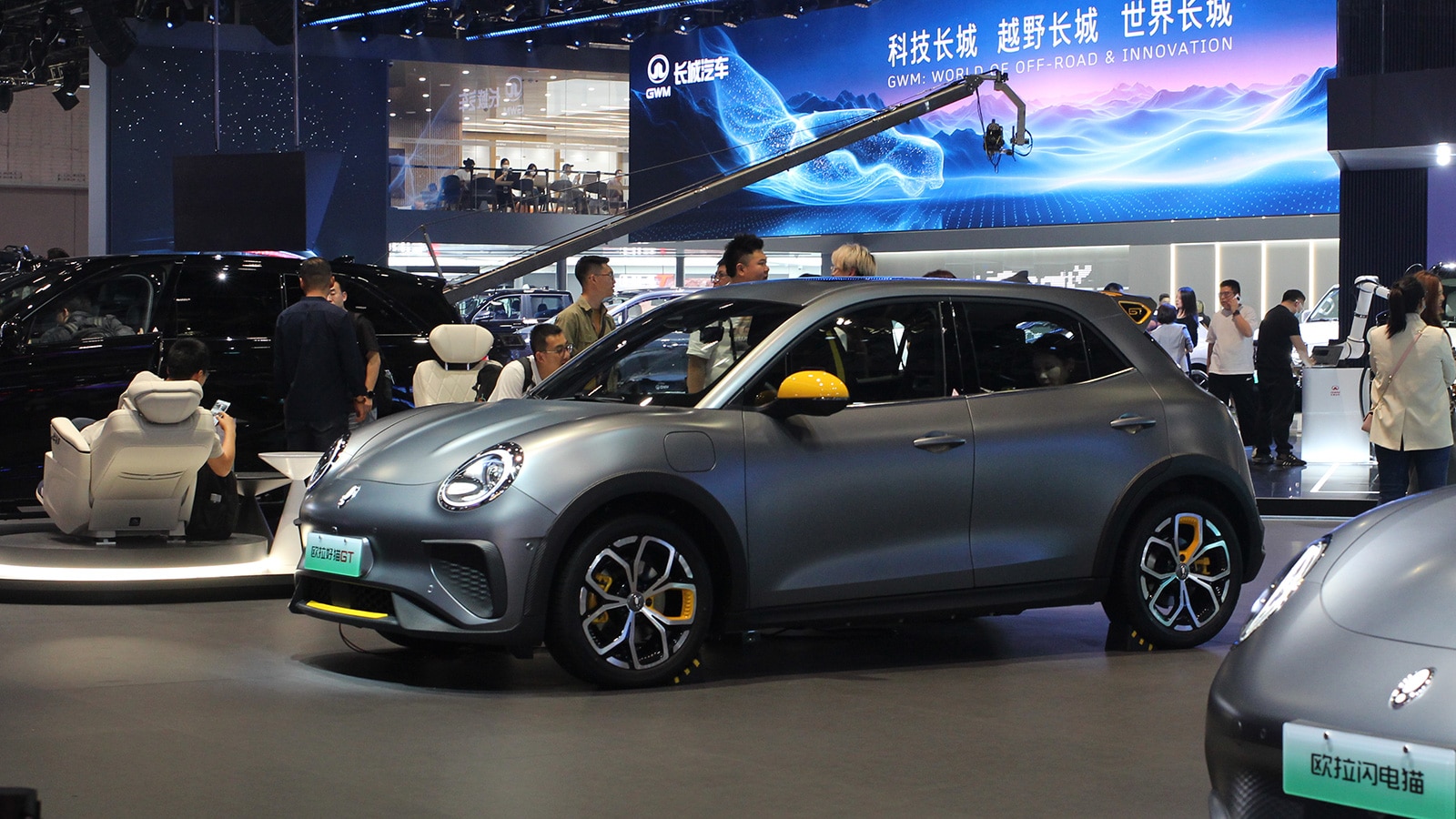 China Nov NEV retail up 7% year-on-year to 1.35 million, preliminary CPCA data show