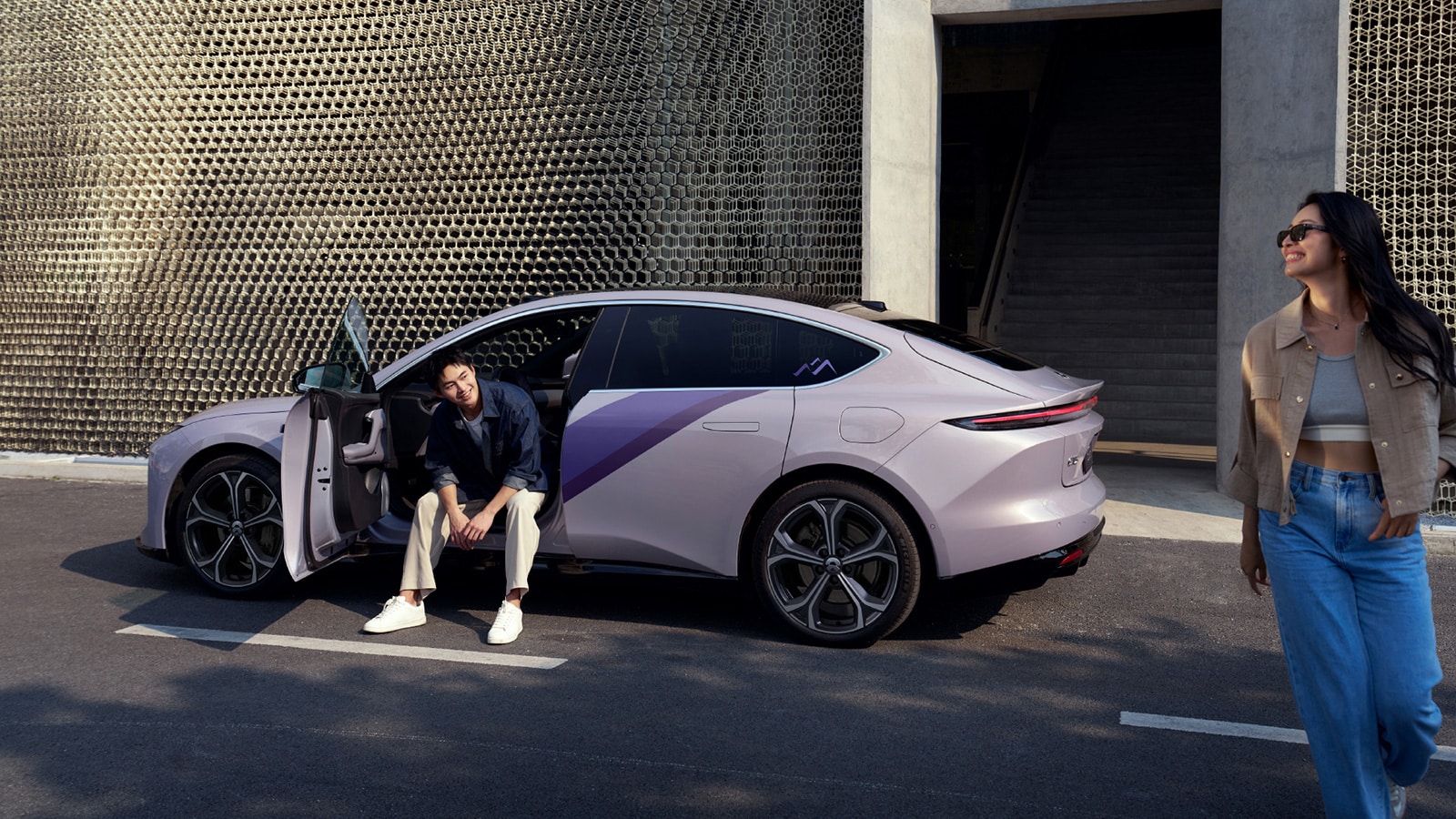 Nio teases new limited-edition models coming Dec 16 for ET5 and ET5 Touring