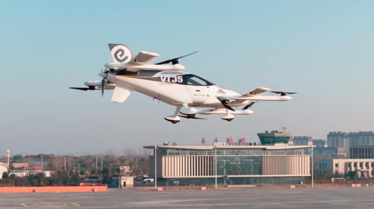 Ehang VT35 completed its first public flight at Bailong Airport in Feidong, Hefei, Anhui province.
