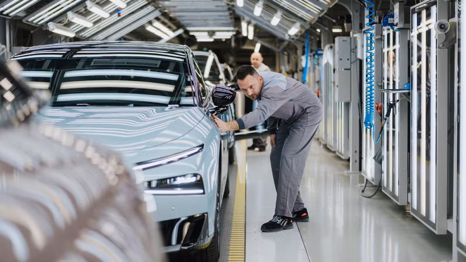 Xpeng Austria plant completes trial production of 2026 P7+ as European launch nears