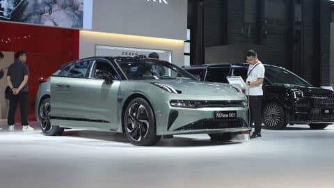 China NEV retail sales rise 7% to 1.387 million units in Dec, preliminary CPCA data shows