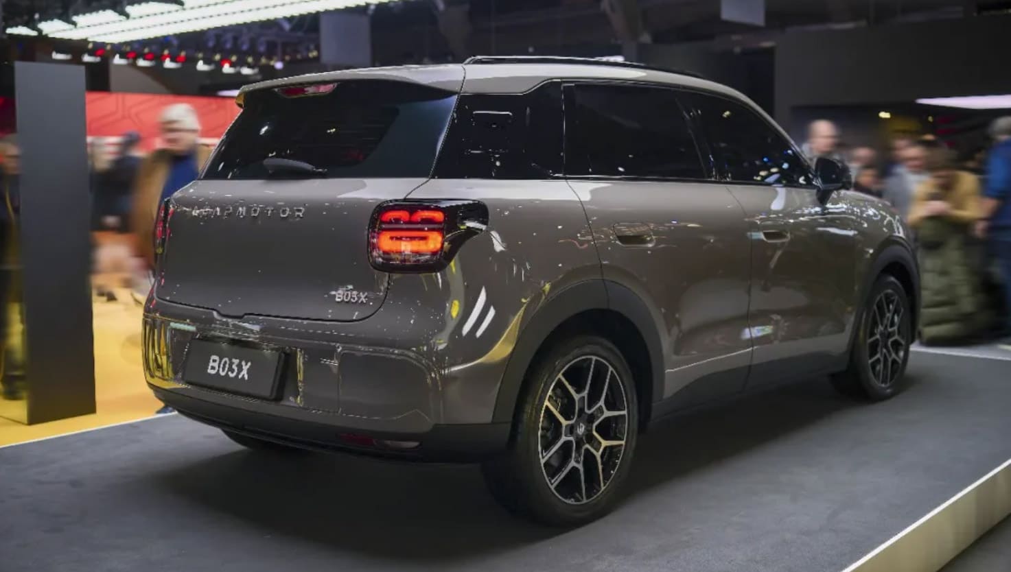 Leapmotor showcases A10 SUV at Brussels auto show amid European market expansion