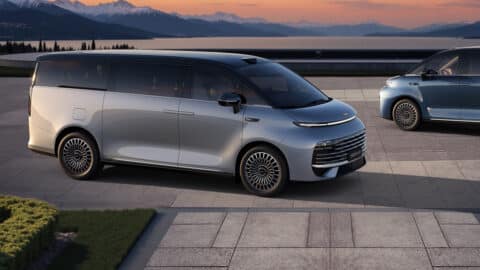 Geely Galaxy launches V900 extended-range MPV starting at ,770