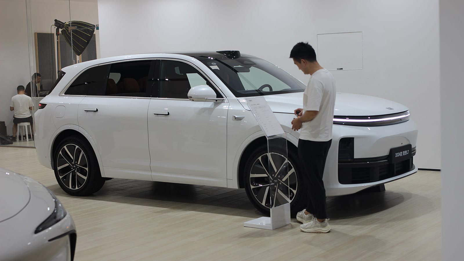 File photo shows a Li L7.