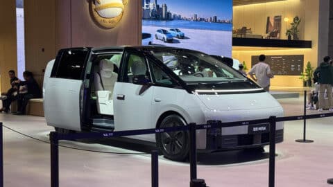 Li Auto reaches 30,000th delivery of Mega electric MPV