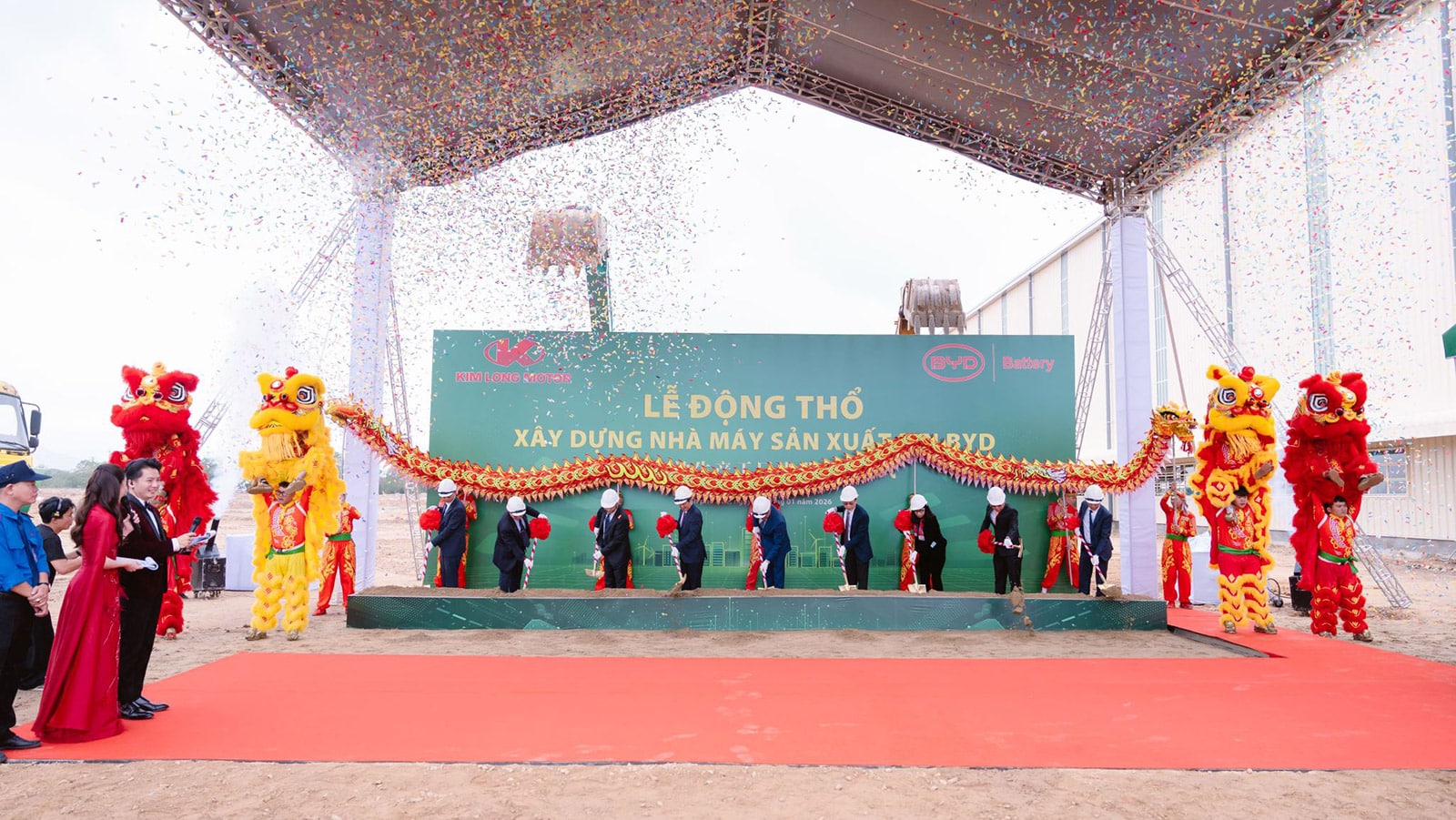 The battery factory jointly established by BYD and Vietnamese automaker Kim Long Motor commenced construction on January 27, 2026.