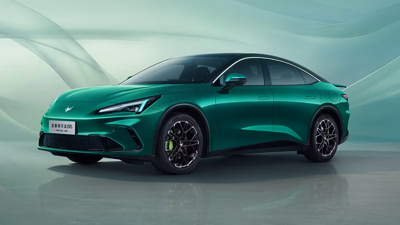 Arcfox starts updated Alpha S5 pre-sales amid turnaround push