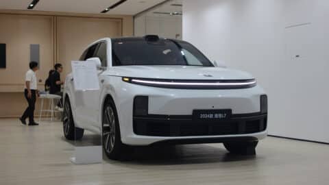 Li Auto CEO considers stock buyback as share price hovers near record lows