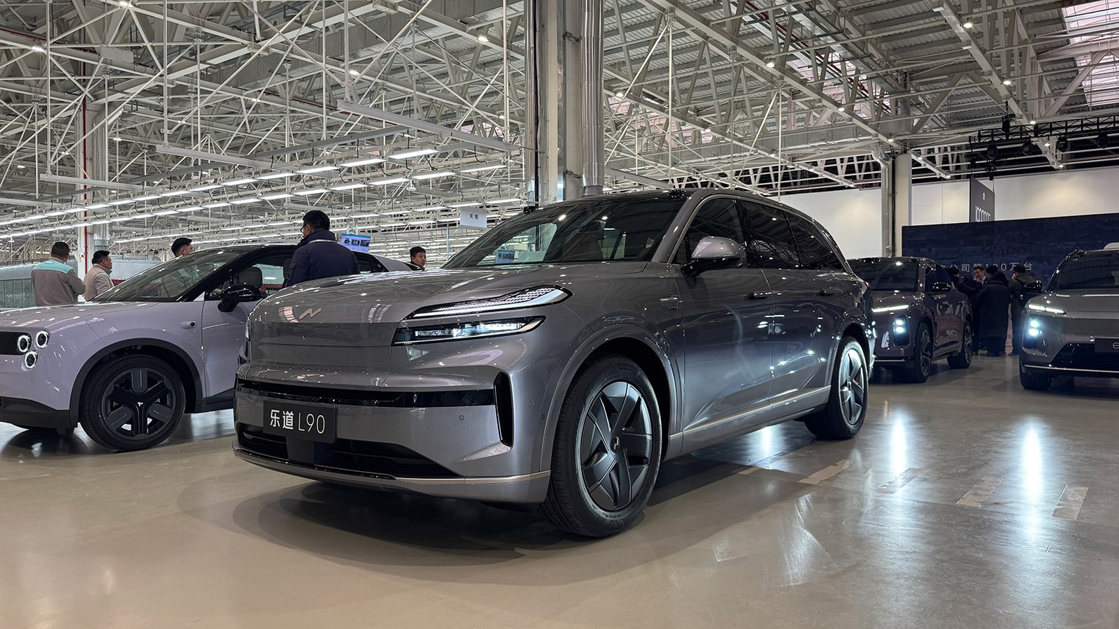 Nio sees EV costs rising on memory chip shortage and metal price rebound