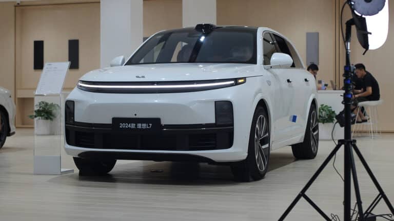 Li Auto halts orders for multiple models ahead of lineup refresh, report says