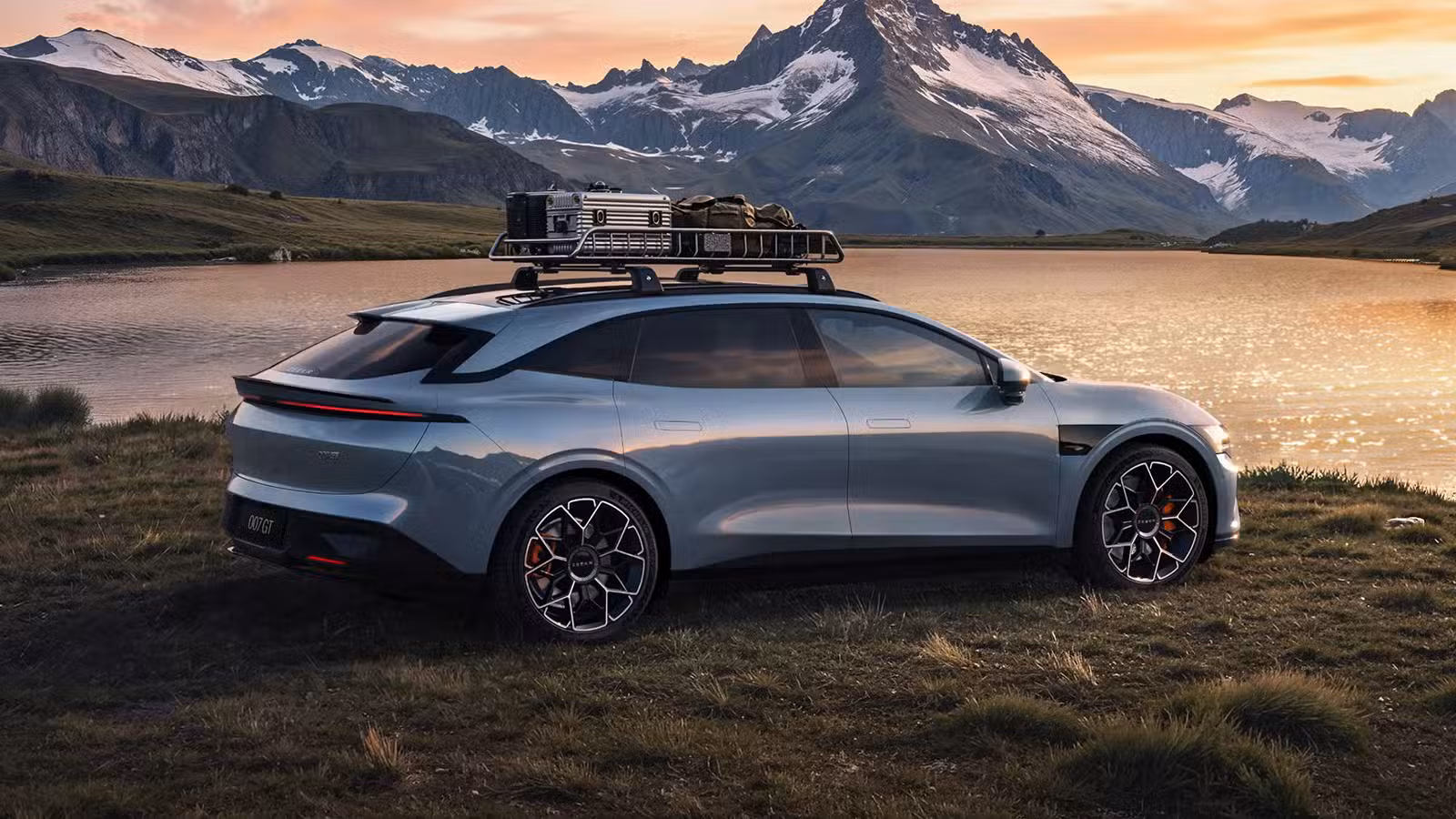 Zeekr starts pre-sales of updated 007 series with up to 905 km range