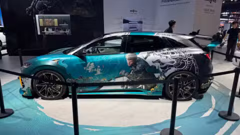 Canada trade minister meets BYD, Xpeng during China visit to pitch EV investments