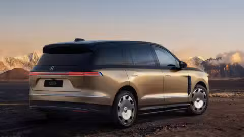 Nio CEO sees Q2 pressure, bets on ES9 and L80 to drive growth